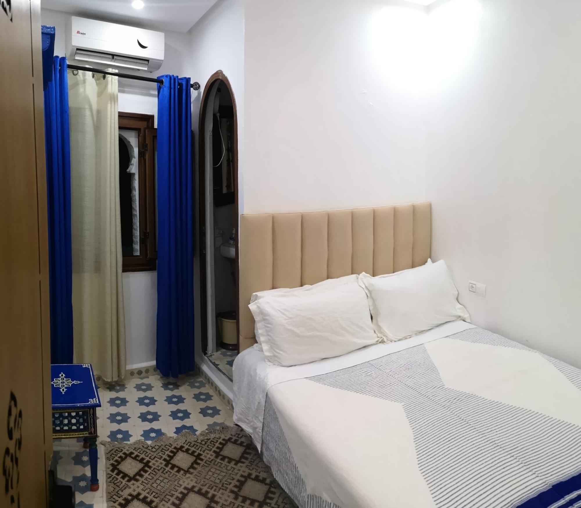 Hotel Koutoubia Чефчауен Екстериор снимка